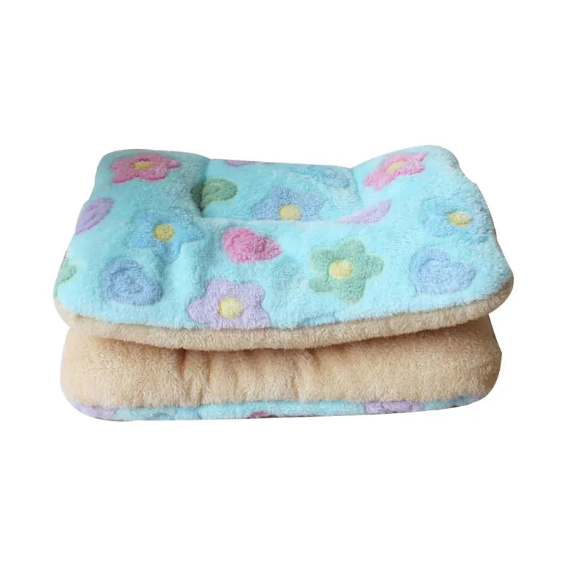 Flannel Pet Pad Dog Bed Thickened Sleeping Pad Dog Blanket Suitable for Chihuahua Labrador Puppy Kitten Small Large Dog